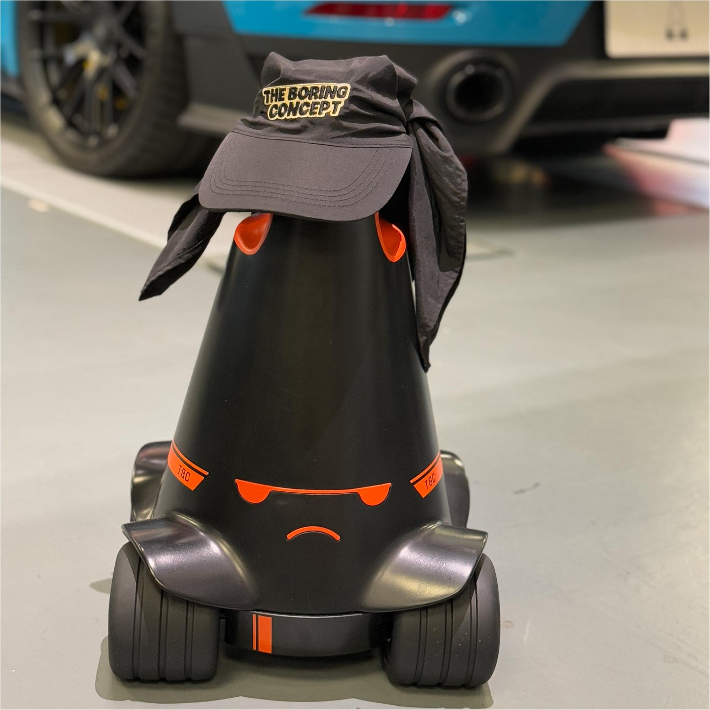 The boring GTR Sunscreen hat